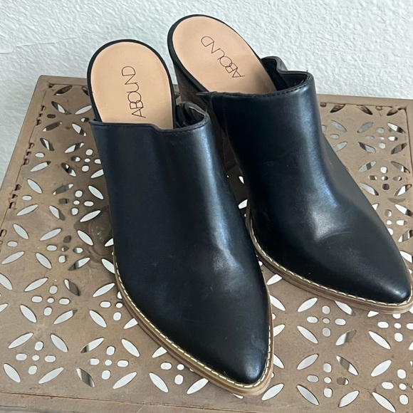 ABOUND Maya Block Heel Mules Women's Pointed Black FAUX-LEATHER Size 5 M - Picture 6 of 6